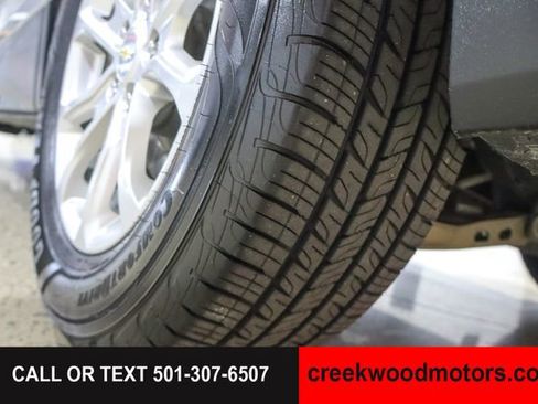 Used 2020 Chevrolet Equinox LT FWD image 12