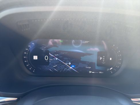 New 2026 Volvo XC60 B5 Plus w/ Protection Package Premier image 18