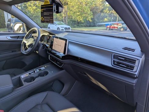 New 2026 Volkswagen Atlas Cross Sport SE image 25