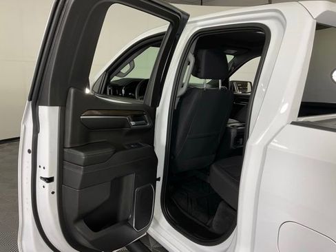 Used 2023 Chevrolet Silverado 1500 RST w/ Redline Edition AWD/4WD image 35