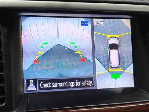 Used 2019 Nissan Pathfinder Platinum AWD/4WD image 7