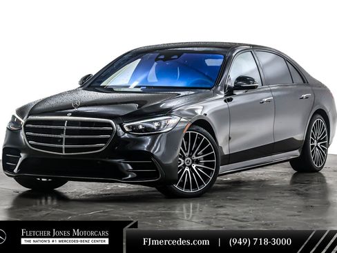 Used 2023 Mercedes-Benz S 500 4MATIC image 1