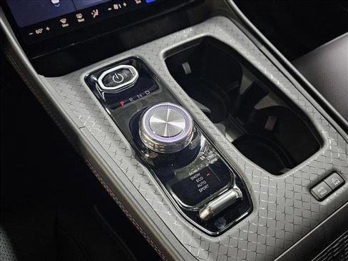 New 2025 Jeep Wagoneer S Limited image 15