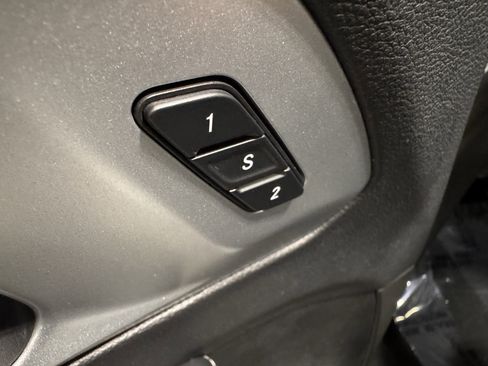 Used 2023 Chrysler Pacifica Touring-L w/ S Appearance Package image 24