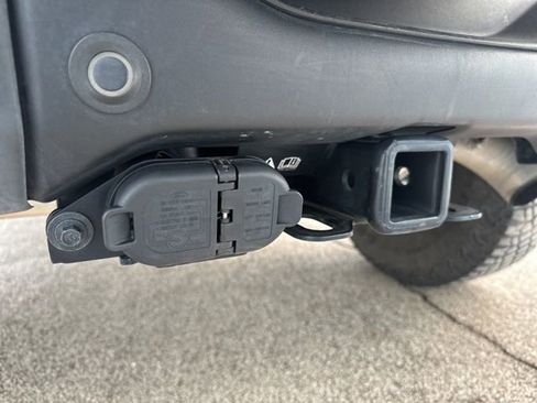 Used 2022 Ford Bronco Badlands image 14