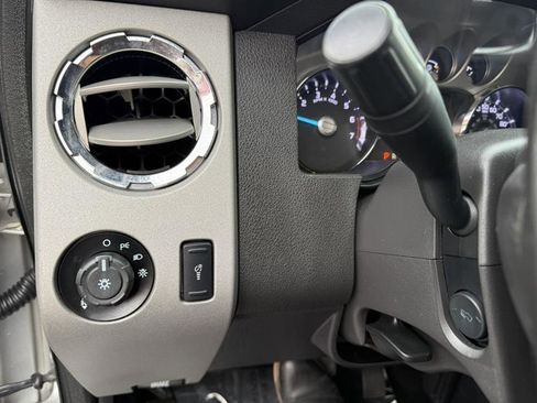 Used 2014 Ford F250 Lariat w/ Chrome Package image 33