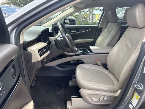 Used 2021 Lincoln Nautilus Reserve FWD image 16
