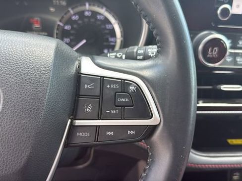 Used 2023 Toyota Highlander XSE image 22