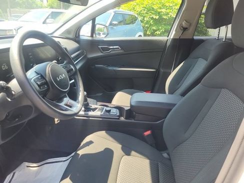 Certified 2024 Kia Sportage LX AWD/4WD image 10
