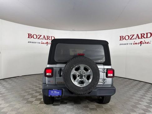 Used 2021 Jeep Wrangler Unlimited Sport AWD/4WD image 7