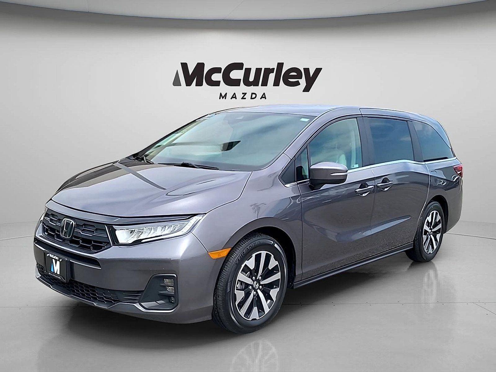 Used 2025 Honda Odyssey EX-L image 3