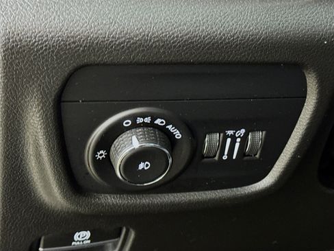 Used 2021 Jeep Grand Cherokee L Limited image 14