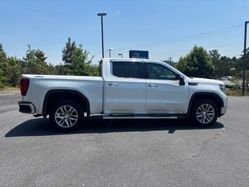 Used 2019 GMC Sierra 1500 SLT w/ SLT Premium Plus Package AWD/4WD image 8