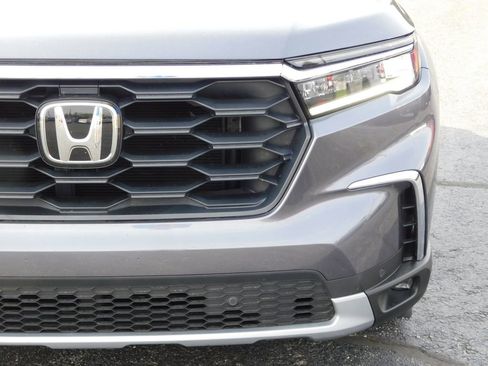 Used 2023 Honda Pilot EX-L image 9