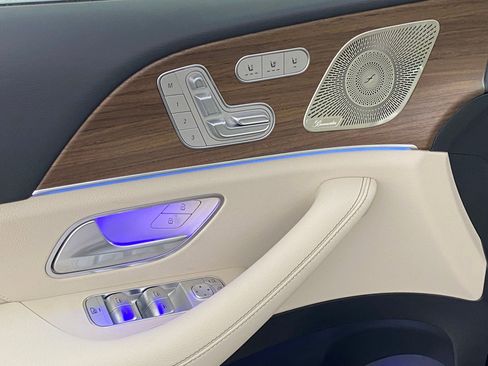 New 2026 Mercedes-Benz GLE 450 4MATIC image 23