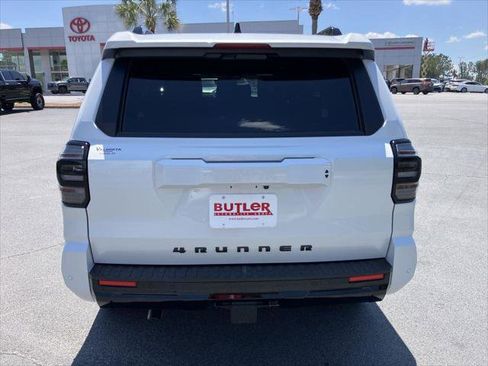 Certified 2025 Toyota 4Runner TRD Sport image 4