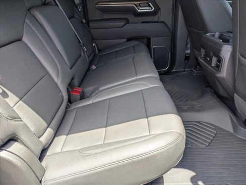 Used 2026 Chevrolet Silverado 1500 LT Trail Boss w/ Convenience Package II AWD/4WD image 19