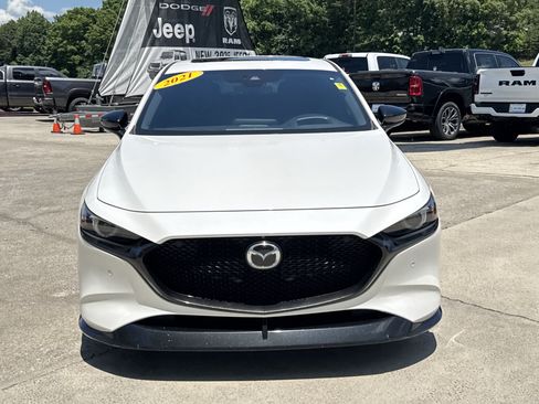 Used 2021 MAZDA MAZDA3 Hatchback w/Premium Plus Pkg AWD/4WD image 2