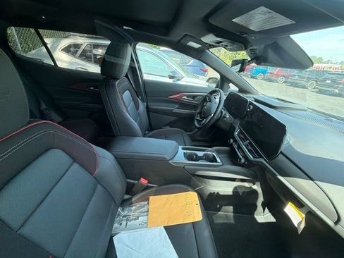 Used 2026 Chevrolet Equinox EV RS w/ Active Safety Package 3 AWD/4WD image 5