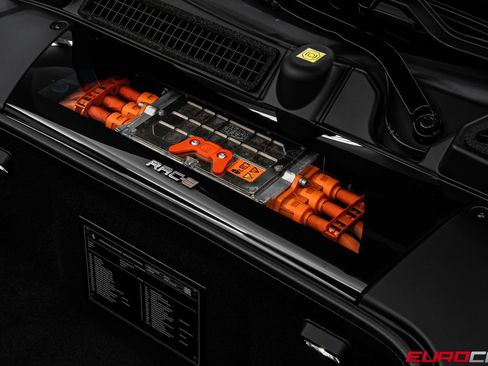 Used 2023 Ferrari SF90 Stradale AWD/4WD image 11
