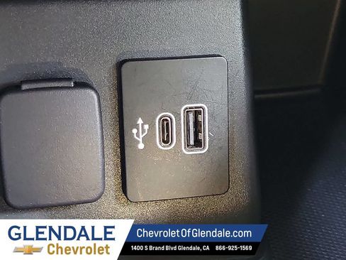 Used 2025 Ford Explorer Active RWD image 29