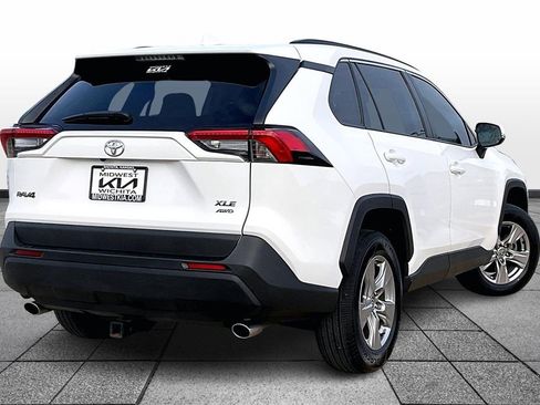 Used 2022 Toyota RAV4 XLE image 13