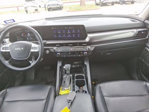 Used 2023 Kia Telluride LX AWD/4WD image 10