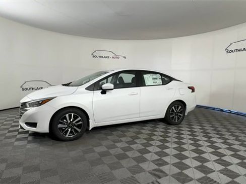 Certified 2025 Nissan Versa SV w/ Trunk Package image 4