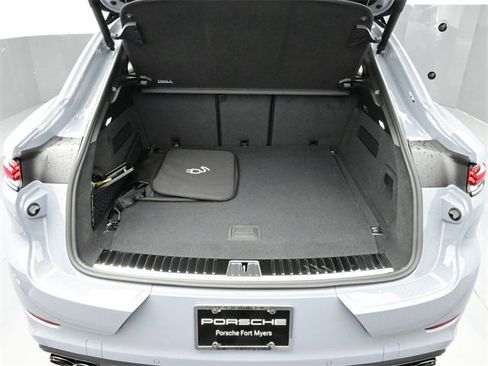 New 2026 Porsche Cayenne E-Hybrid Coupe image 16