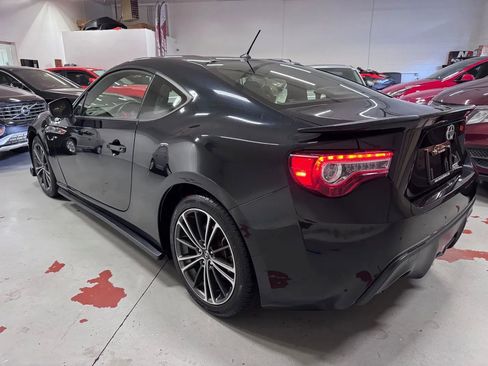 Used 2014 Scion FR-S image 5