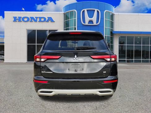 Used 2023 Mitsubishi Outlander SE FWD image 19