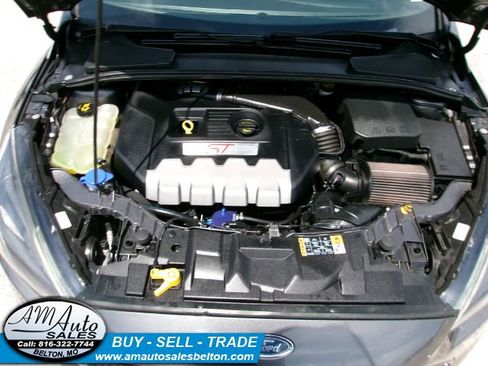 Used 2017 Ford Focus ST FWD image 23