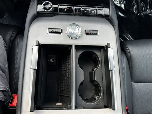 Certified 2025 Lincoln Navigator Reserve image 24