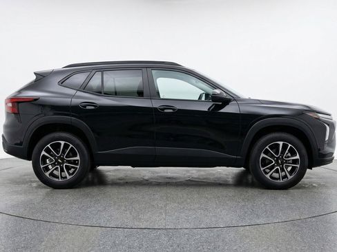 Used 2025 Chevrolet TrailBlazer LT image 11