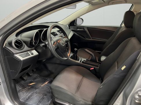 Used 2013 MAZDA MAZDA3 i SV image 26