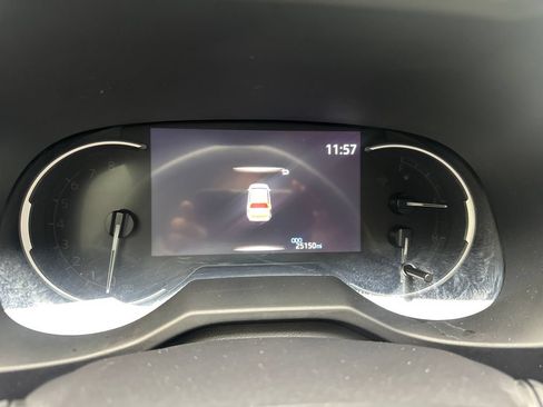 Used 2024 Toyota RAV4 LE FWD image 60