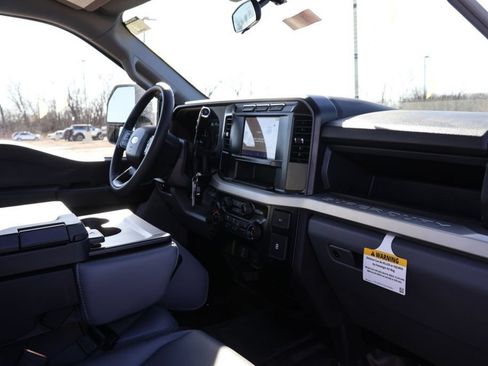 New 2024 Ford F550 4x4 SuperCab Super Duty image 15