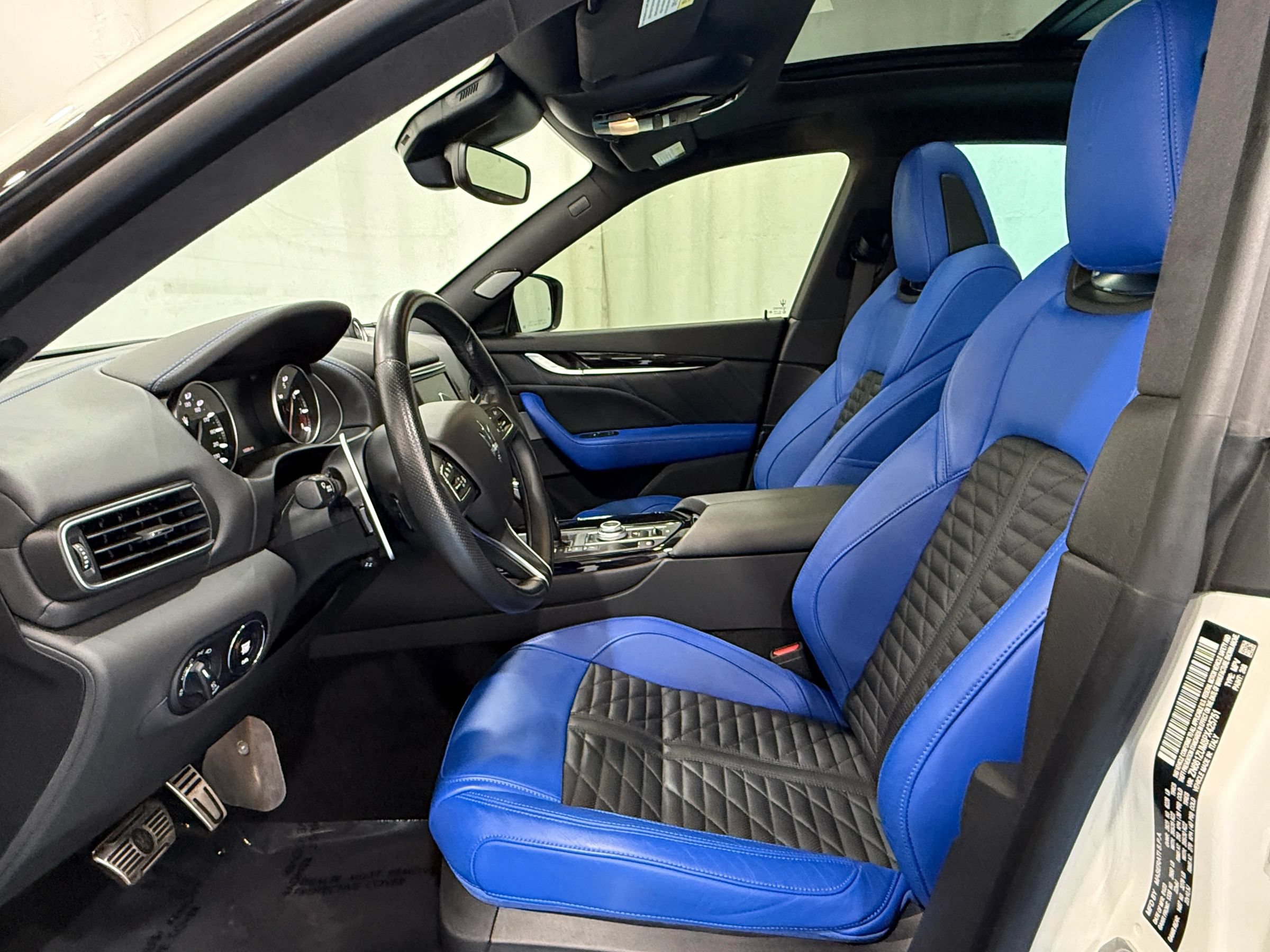 Used 2023 Maserati Levante Modena S AWD/4WD image 24