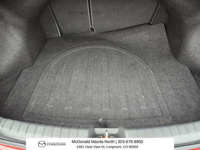 Used 2017 Hyundai Elantra Value Edition FWD image 12