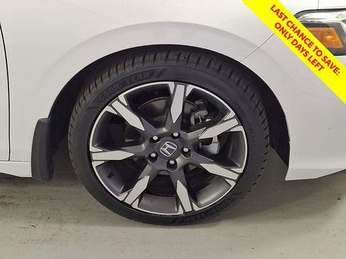 Used 2025 Honda Civic Sport Touring image 9