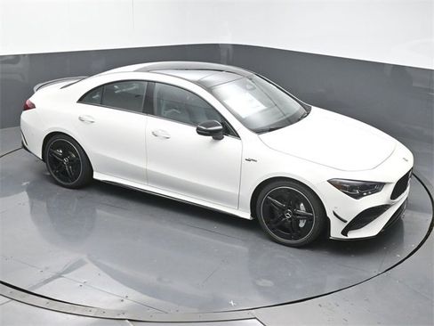 New 2025 Mercedes-Benz CLA 35 AMG 4MATIC image 39