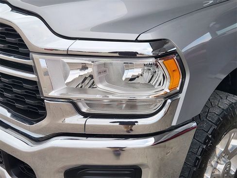 Used 2022 RAM 2500 Lone Star w/ Snow Chief Group image 8