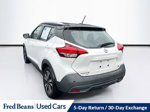 Used 2020 Nissan Kicks SV image 6