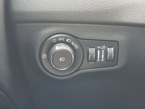 Used 2018 Jeep Compass Trailhawk w/ Leather Interior Group image 22