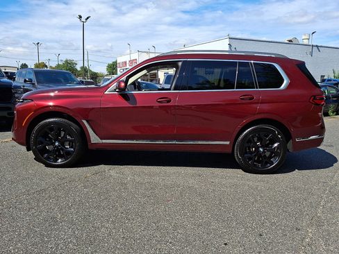 Used 2024 BMW X7 xDrive40i w/ Executive Package AWD/4WD image 2