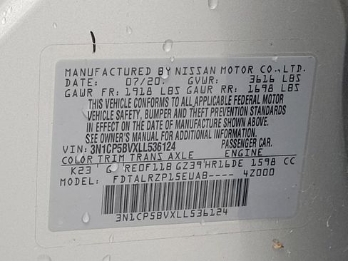 Used 2020 Nissan Kicks S image 33