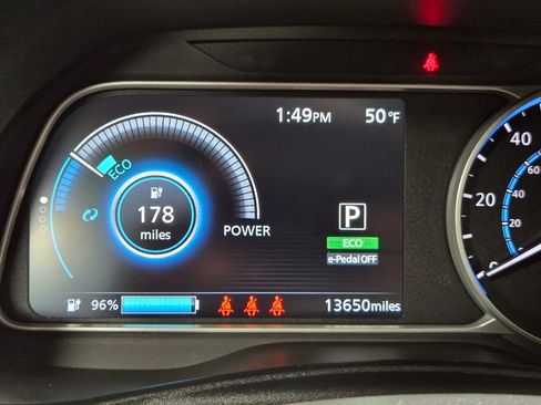 Used 2024 Nissan Leaf SV Plus image 19