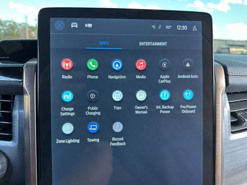 Used 2025 Ford F150 Lightning Lariat image 27