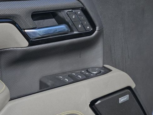 New 2026 Chevrolet Silverado 2500 ZR2 image 24