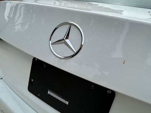 Used 2025 Mercedes-Benz C 300 4MATIC Sedan image 41